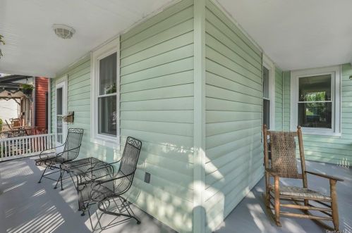2 Terrace Ave, Crotonville, NY 10562-3419