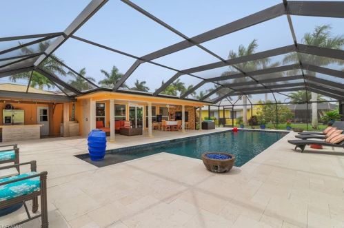 1205 43rd Ter, Cape Coral, FL 33904-5368