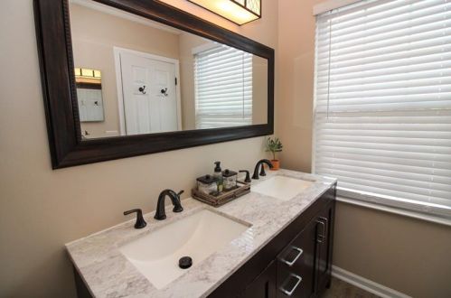 1234 Gneiss Dr, Mc Donald PA  15057-3561 exterior