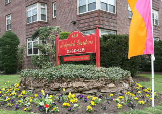 440 Sedgwick St, Philadelphia PA  19119-1306 exterior