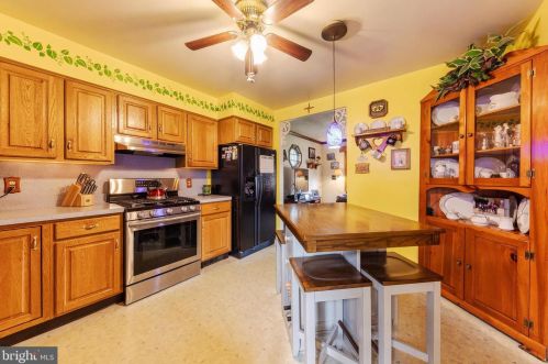 103 Harvard Ave, West Deptford, NJ 08093-1810