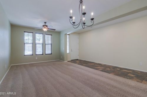2508 Parkview Dr, Gilbert, AZ 85295-2343
