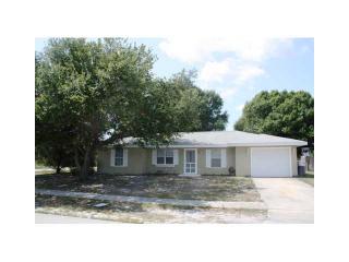 997 Beach Ln, Sebastian, FL 32958-5303