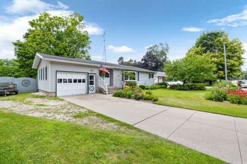 322 Water St, Watertown, WI 53094-5309