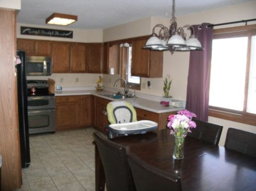 1213 Prospect Rd, Marshall, MN 56258-2066