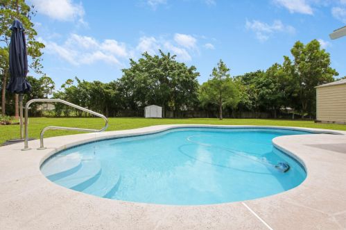18389 Orange Grove Blvd, Town Of Loxahatchee Groves FL  33470-2399 exterior