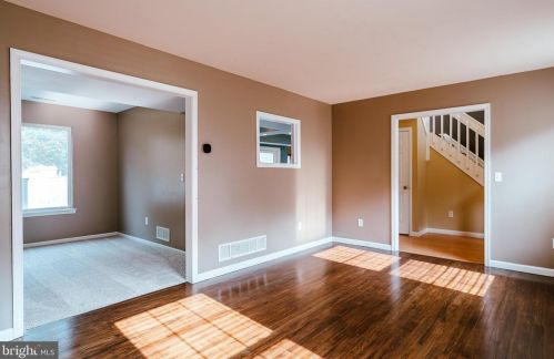 9 Heatherfield Way, Dover DE  19904-9752 exterior