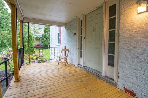 422 4th St, Oakmont PA  15139-1680 exterior