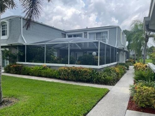 904 Vision Ter, West Palm Beach, FL 33418-3881