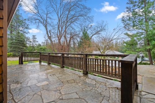 11519 Lower Circle Dr, Grass Valley, CA 95949-6648