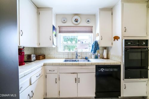 1405 Sorrel St, Simi Valley CA  93065-3338 exterior