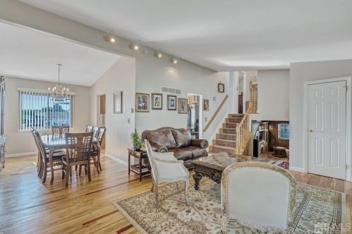 52 Margaret St, Old Bridge NJ  08857-2559 exterior