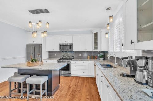 41 Linden Ave, West Long Branch NJ  07764-1625 exterior