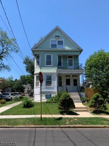 200 Pershing Ave, Roselle Park, NJ 07204-2312