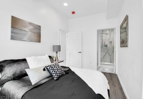 1084 Grove St, Irvington NJ  07111-4123 exterior