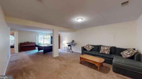 9101 Sainsbury Ct, Bristow VA  20136-1770 exterior