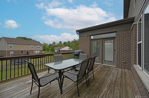 3455 Renaissance Blvd, Franklin OH  45005-9677 exterior