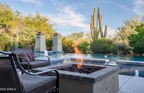 6509 Greythorn Dr, Scottsdale AZ 85262-7492 exterior