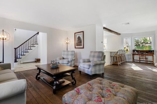 75 Chestnut Hill Rd, Ridgefield CT  06877-1202 exterior