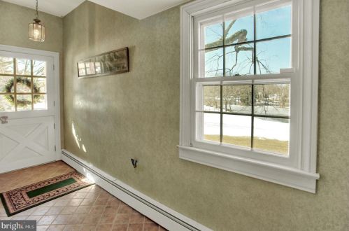 6411 Devonshire Hts Rd, Harrisburg PA 17111-4818 exterior