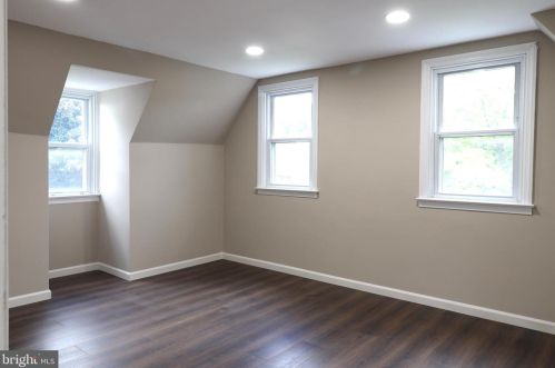 22 Stuyvesant Dr, Wilmington DE  19809-3435 exterior