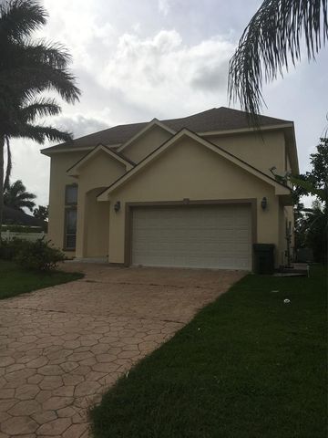 16 Pebble Bch, Port Isabel TX  78578-2691 exterior
