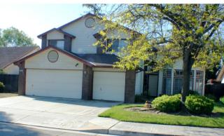 1525 Omaha Ave, Fresno, CA 93720-2305