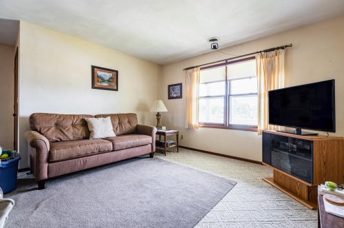 1556 Chase St, La Crosse, WI 54601-6421