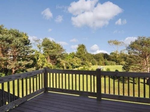 9 Kingston Ln, South Kingstown, RI 02882-5005