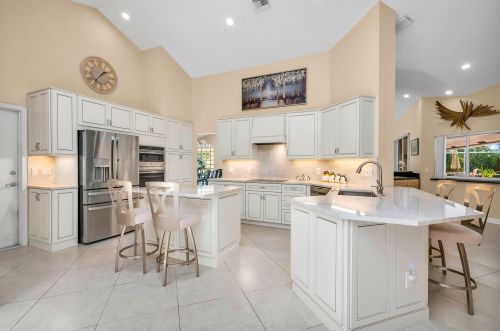 6806 Newport Lk Cir, Boca Raton FL 33496-3004 exterior