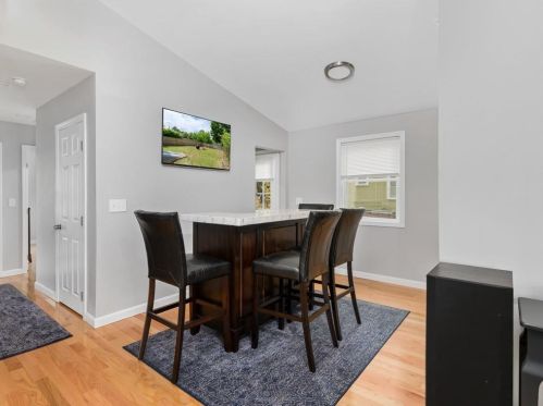 119 Regent Ave, Providence RI  02908-5430 exterior