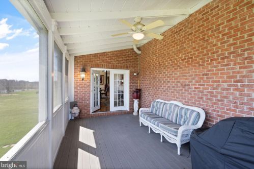 15840 Parnell Ct, Haymarket VA  20169-1667 exterior