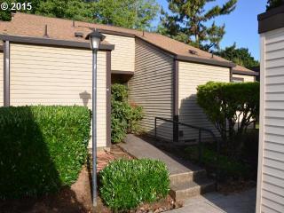 2730 138th Ave, Portland, OR 97236-2887