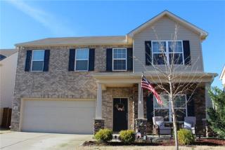 617 Pemberton Dr, Lebanon, TN 37087-7653