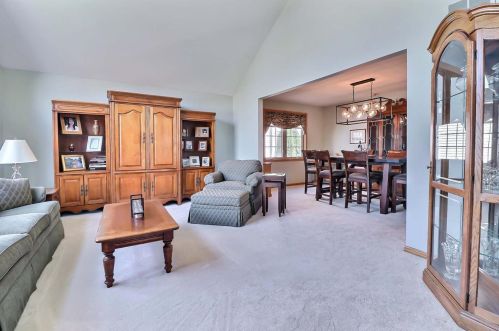 714 Hilbrich Ct, Dyer IN  46311-2775 exterior