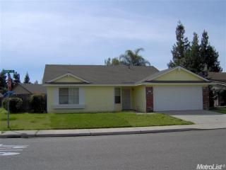 12080 Combine Dr, Waterford, CA 95386-9113