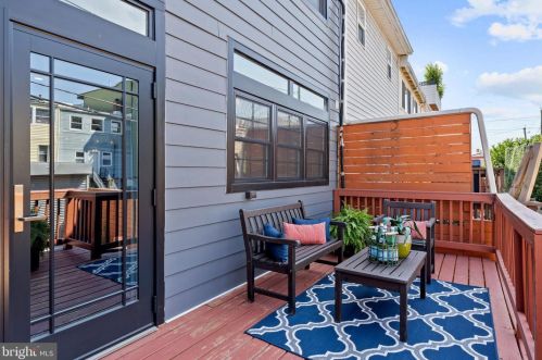 32 Franklin St, Washington DC  20002-1008 exterior