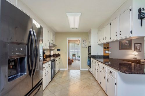 200 Ten Lake Dr, Defuniak Springs FL  32433-4506 exterior