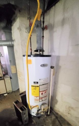 1403 Neshannock Blvd, New Castle PA  16105-2410 exterior