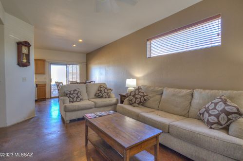1824 Waterleaf Dr, Tucson, AZ 85704-1752