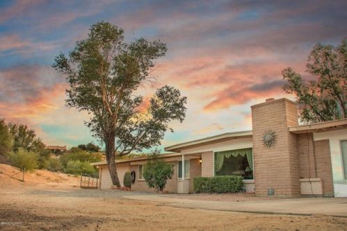 1741 Jagged Rock Rd, Tucson, AZ 85704-8309
