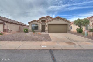 829 Laredo St, Chandler, AZ 85225-8124