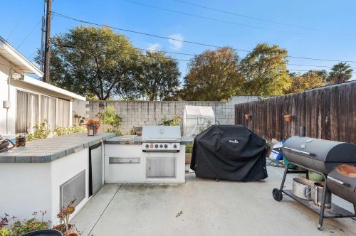 8748 Los Coches Rd, Lakeside CA  92040-5151 exterior