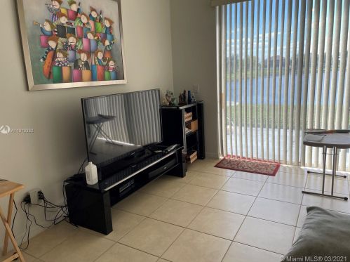 2147 Blackstone Landing Dr, Kissimmee, FL 34758-1707