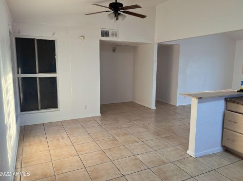 8508 37 Ave, Phoenix AZ 85053-4662 exterior