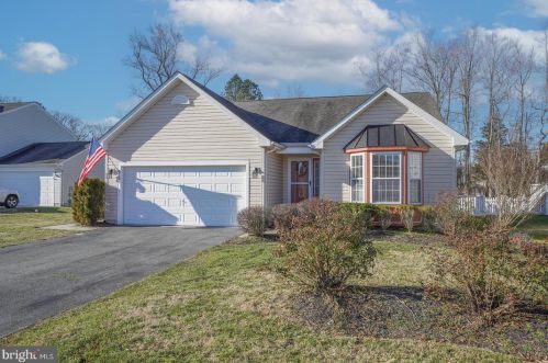 22 Amberwood Way, Lewes DE  19958-9468 exterior