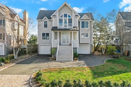 117 Milford Point Rd, Milford, CT 06460-5200