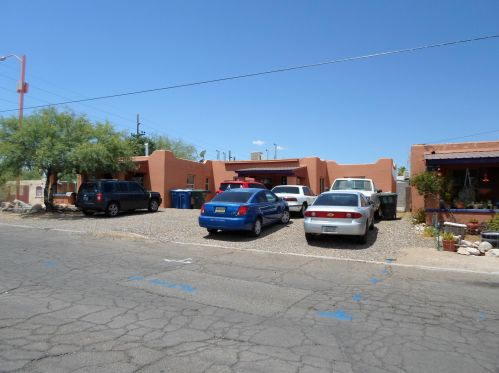 2803 Geronimo Ave, Tucson, AZ 85705-4633