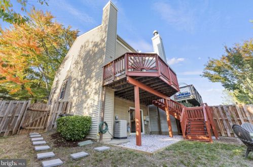 16869 Miranda Ln, Woodbridge VA  22191-5142 exterior