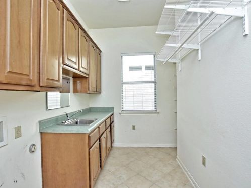 128 Enchanted Dr, Georgetown TX 78633-4534 exterior